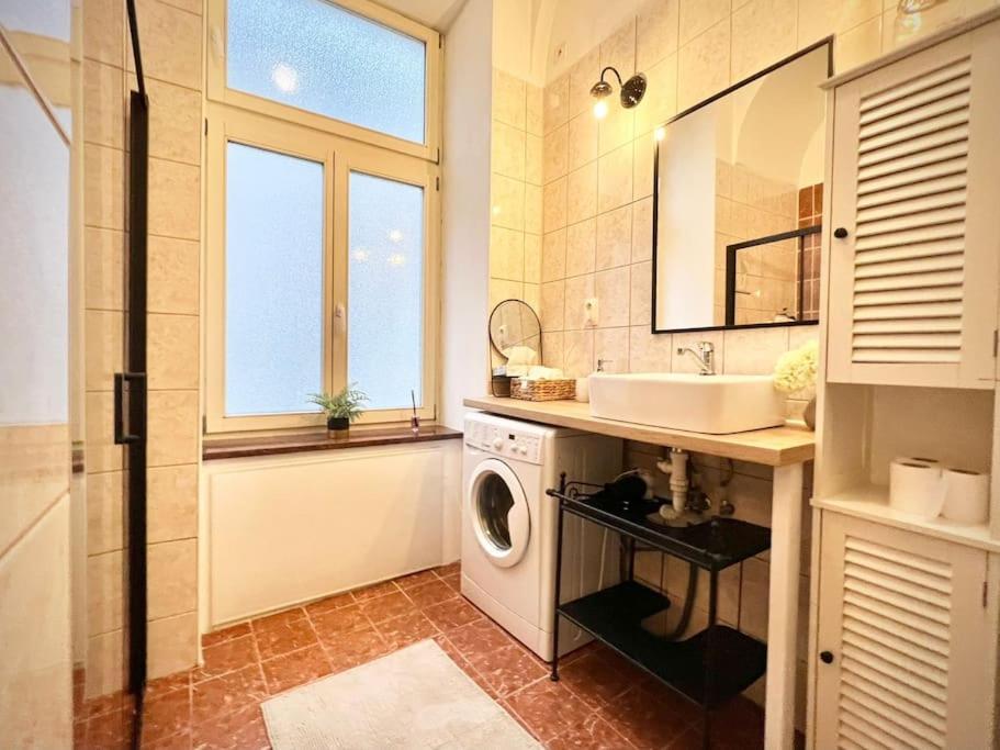 Elegant Apartment In 科希策 外观 照片