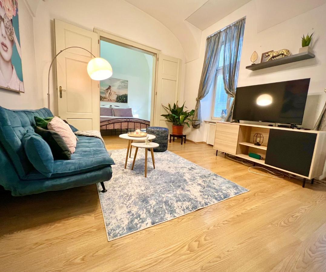 Elegant Apartment In 科希策 外观 照片