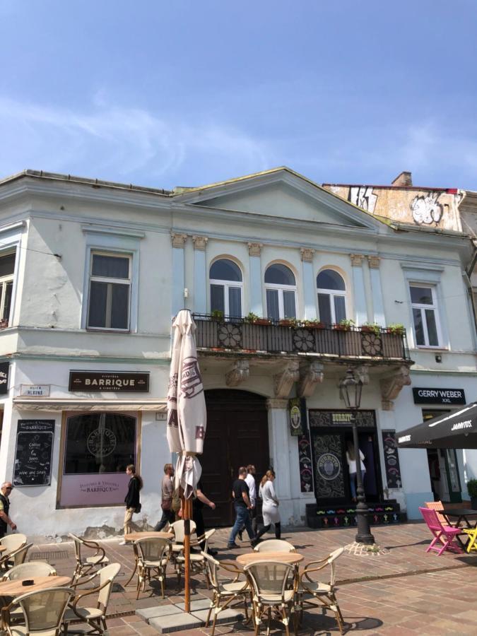 Elegant Apartment In 科希策 外观 照片
